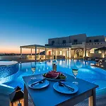 Cycladic Islands & 4*