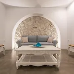 Cycladic Islands & Отель