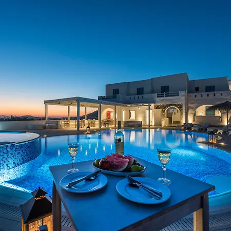 Cycladic Islands & 4*