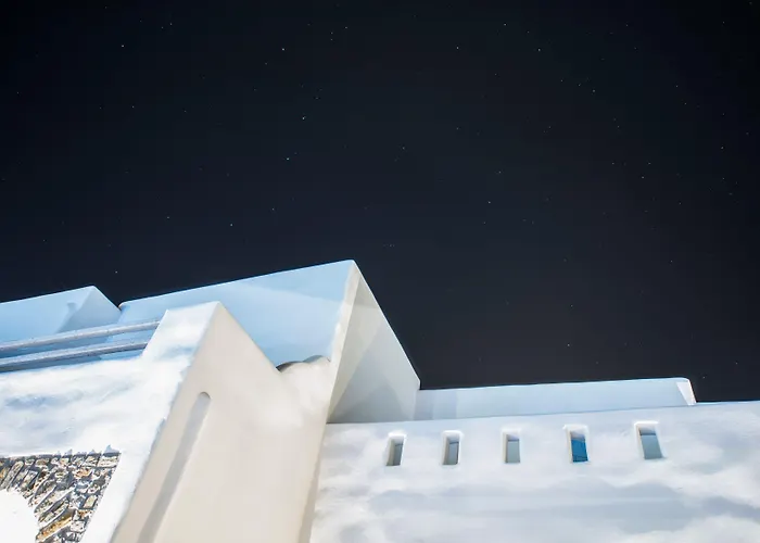 Cycladic Islands & 4*