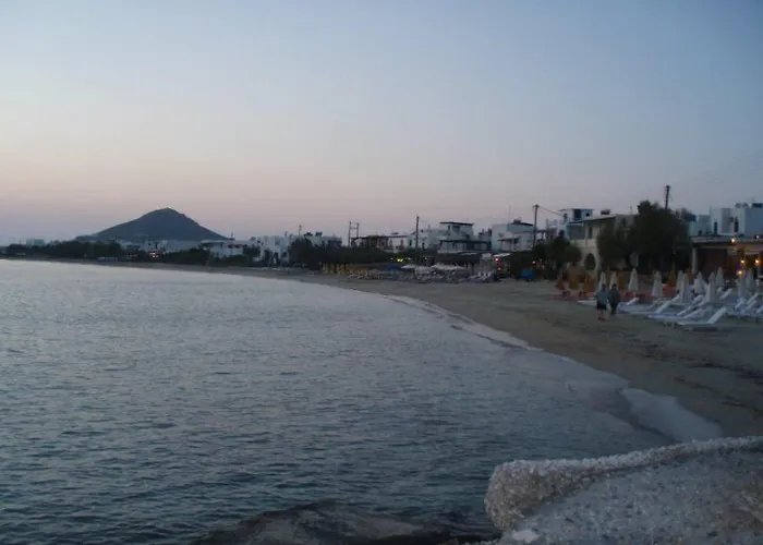 Cycladic Islands & 4* Agia Anna (Naxos)